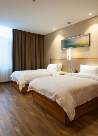 right-image-why-choose-us